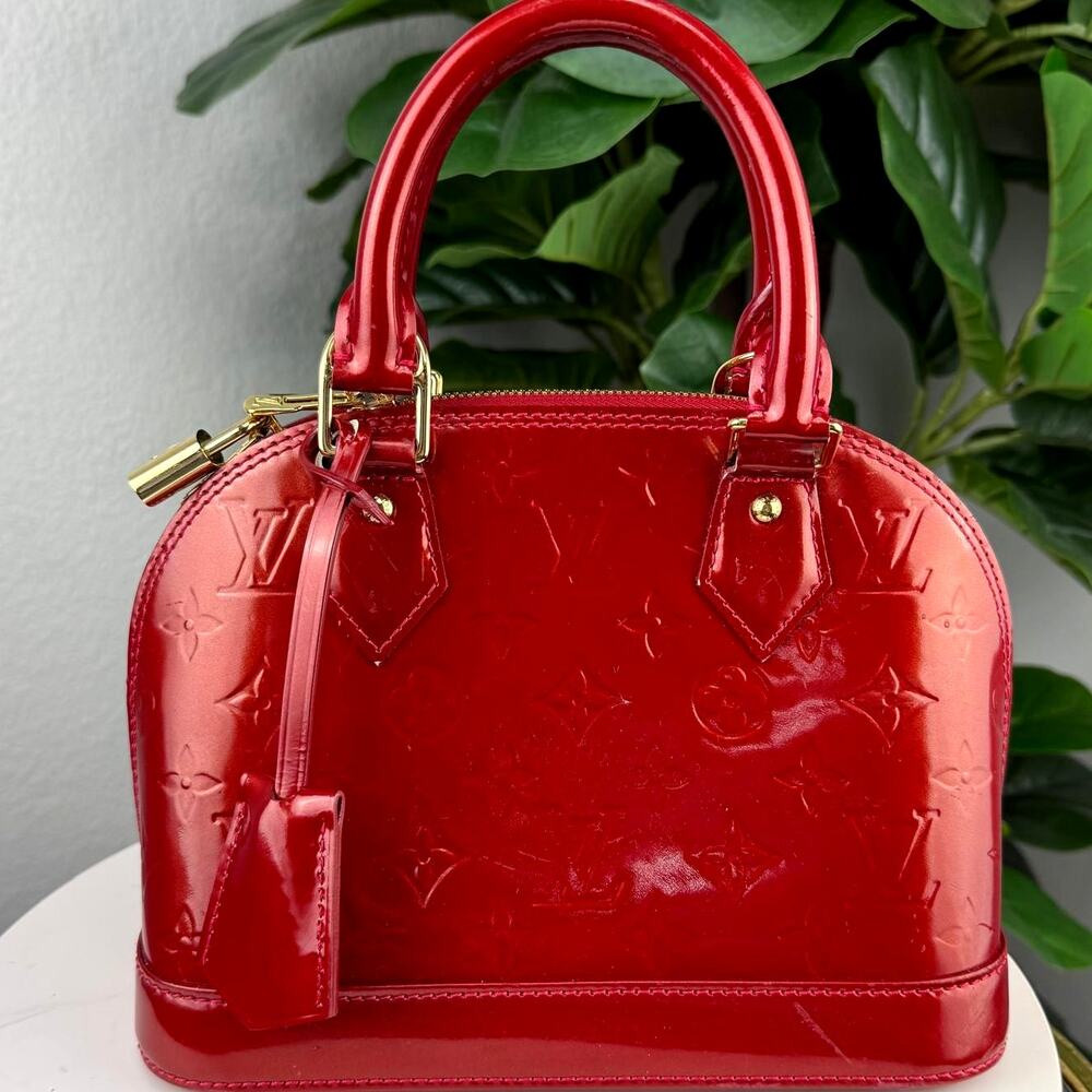 💎✨Authentic Louis Vuitton Monogram Vernis Alma BB Handbag Red